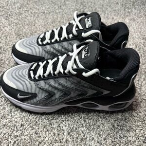 Nike Air Max TW